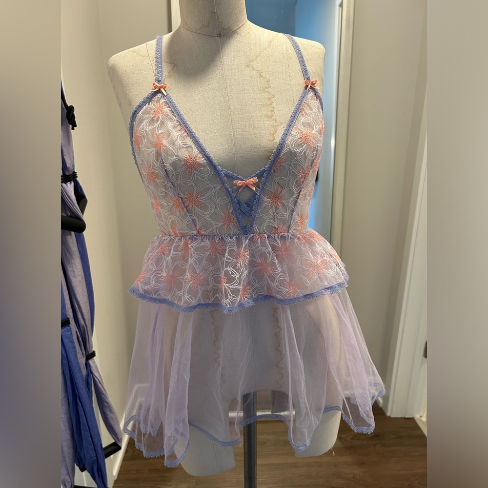 Victoria’s Secret Lingerie Purple and Peach Top - size S / P